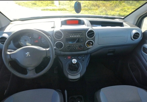 Peugeot Partner cena 24900 przebieg: 202452, rok produkcji 2014 z Dębica małe 79